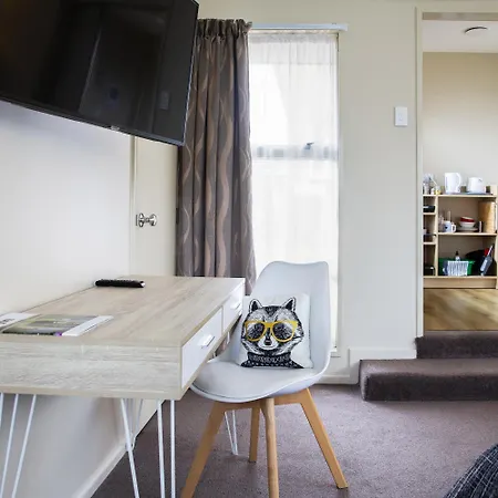 Chic Private Studio 5 Mins From Airport And Shops Christchurch Exterior photo