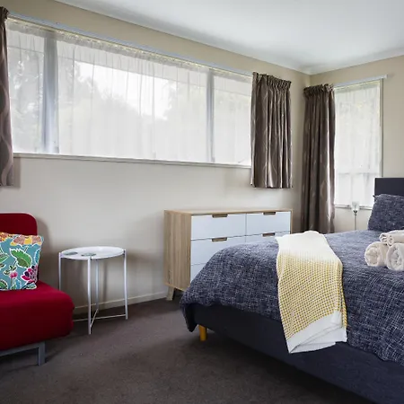 Chic Private Studio 5 Mins From Airport And Shops Christchurch Exterior photo